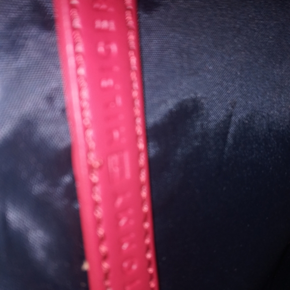 Tommy Hilfiger - Picture 2 of 4